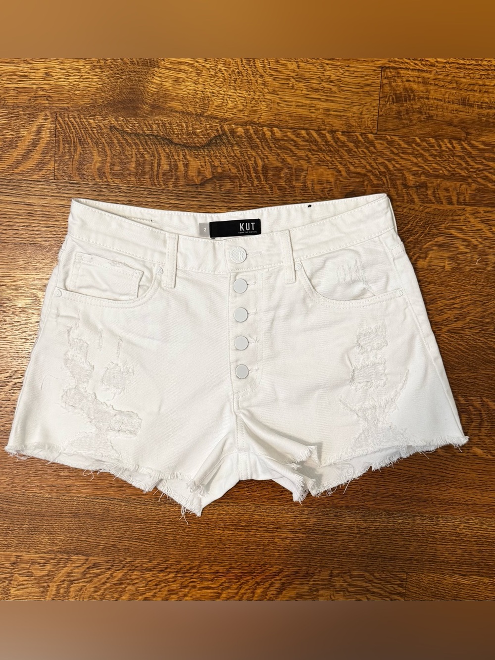 Kut from the Kloth White Distressed High-Rise Button Fly Jean Shorts NWOT Sz 2